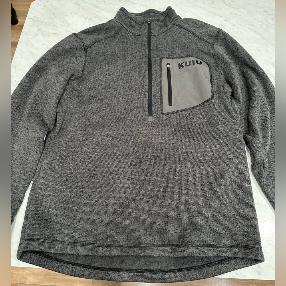 Men’s kuiu fleece size L